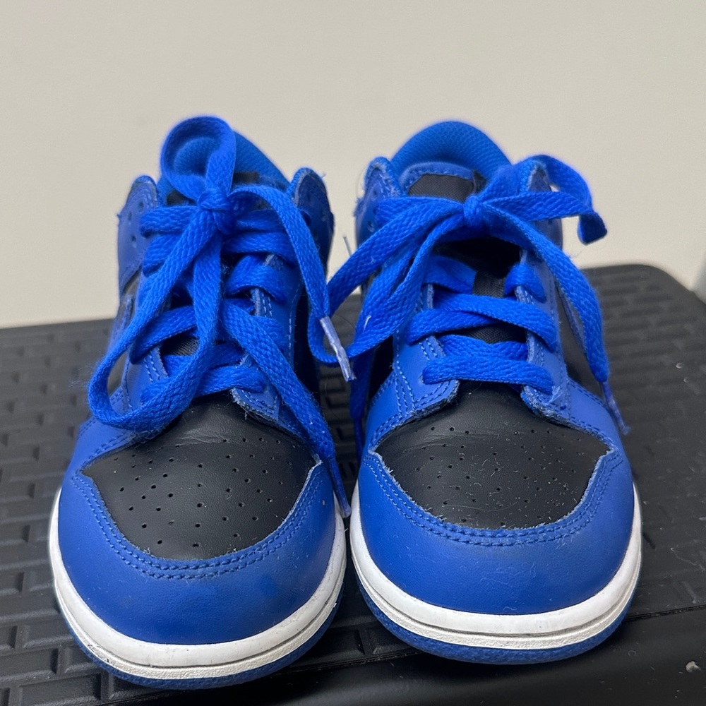 Nike Kids Royal Blue and Black Sneakers